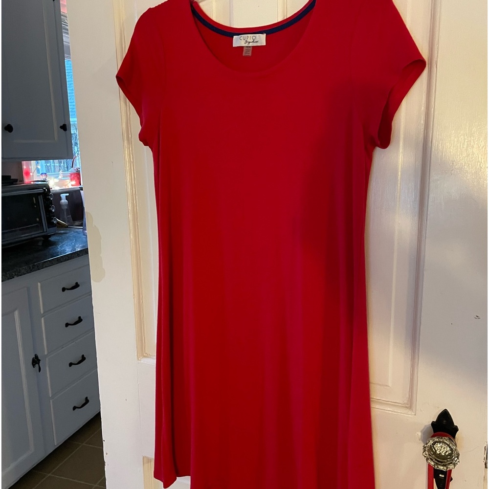 Red a-frame flowy dress for all casual occasions